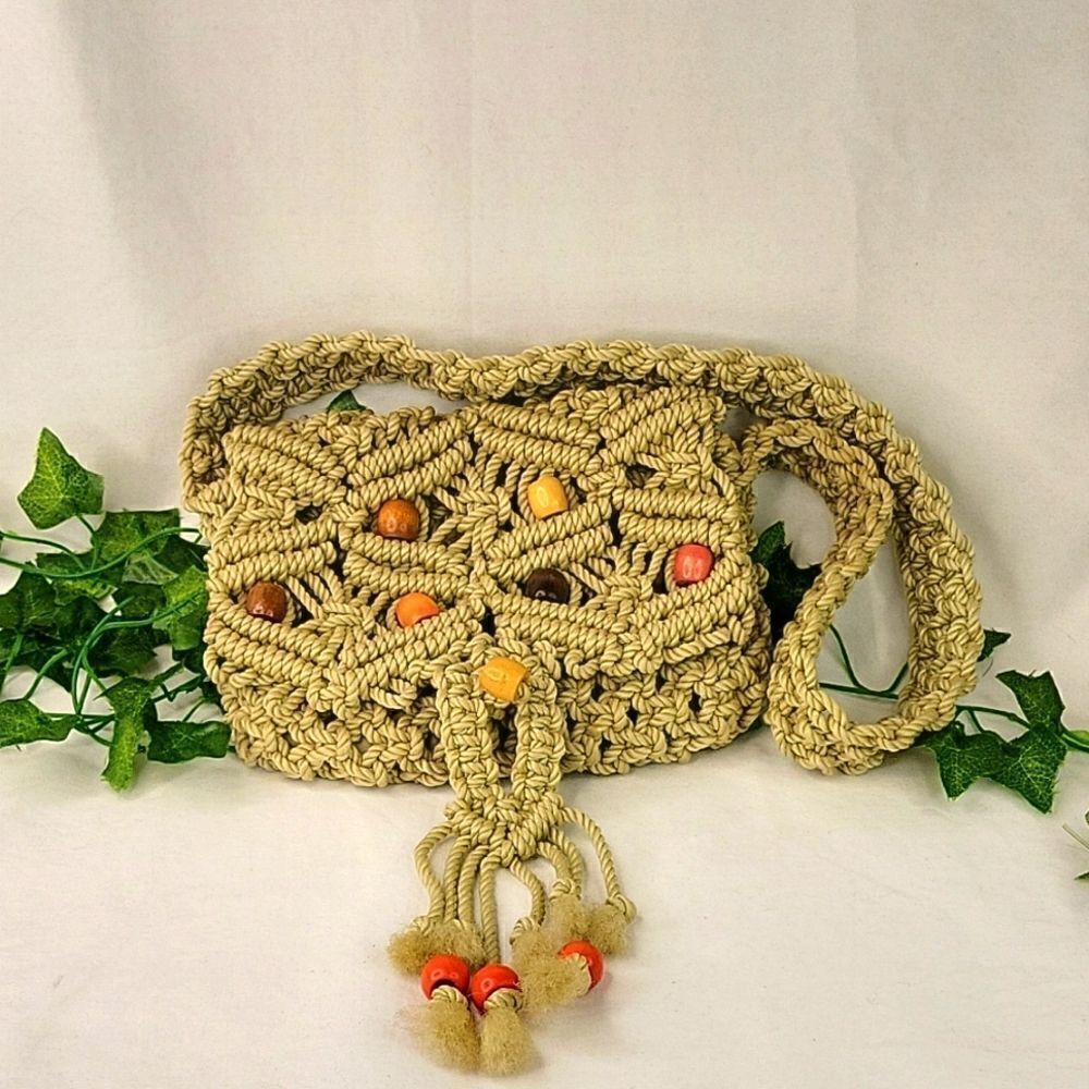 Macrame Purse. OSFA. EUC. 